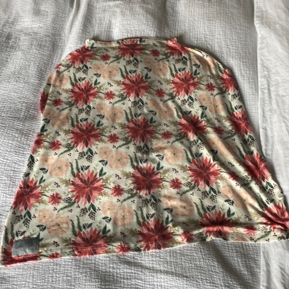 Nursing and car seat cover up.